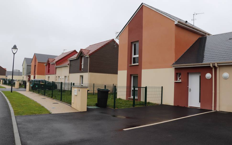 EPAIGNES inauguration de 20 nouveaux logements