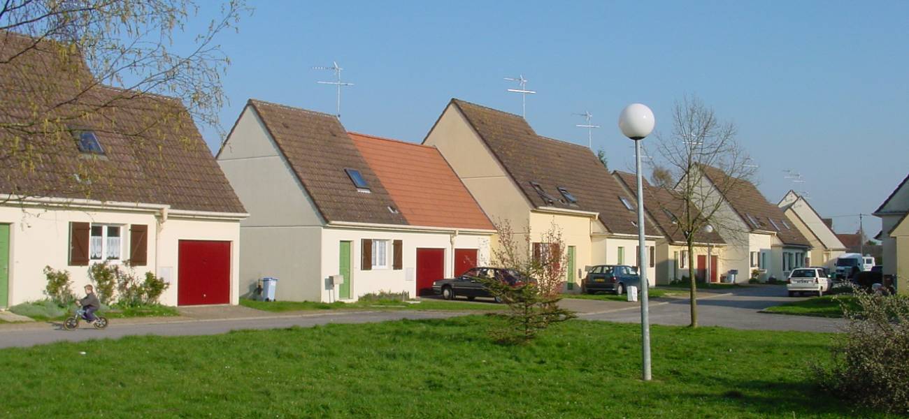 BRETEUIL SUR ITON - T5 de 103 m²