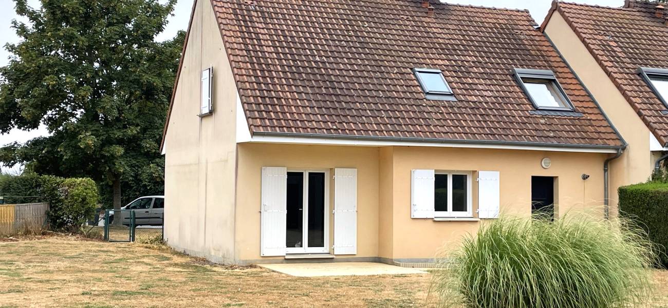 BEAUMONT LE ROGER - T4 de 90 m²