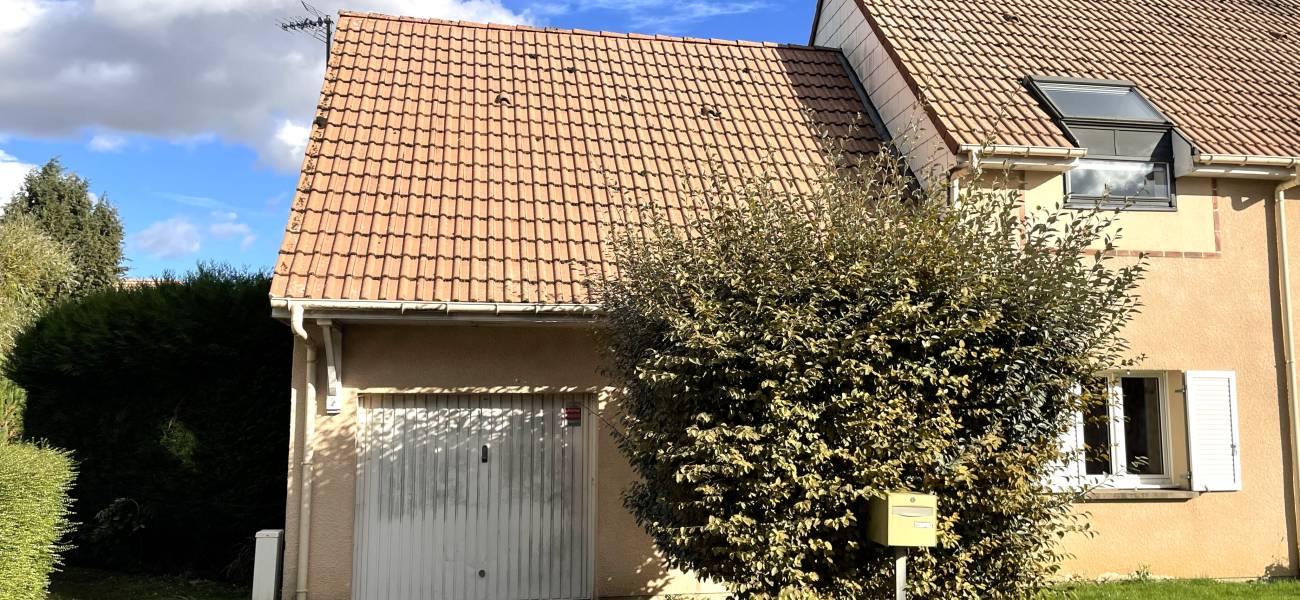 BEAUMONT LE ROGER - T4 de 85 m²