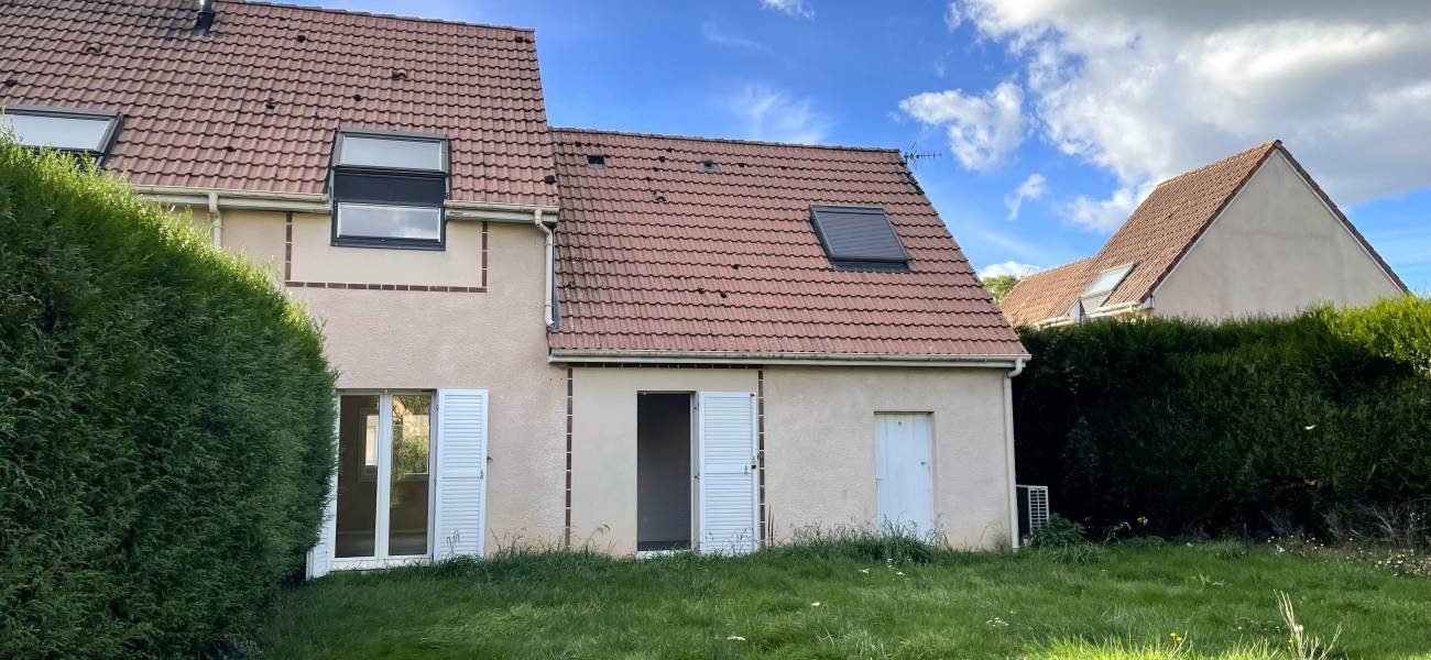 BEAUMONT LE ROGER - T4 de 85 m²