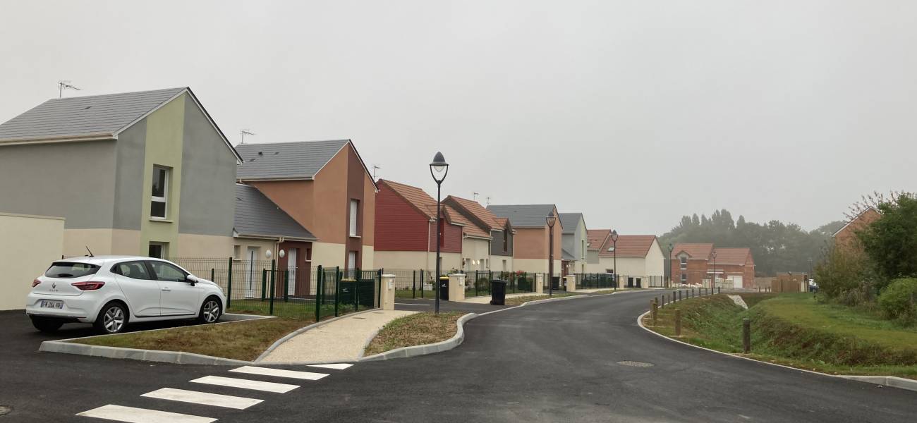 EPAIGNES - Parking extérieur