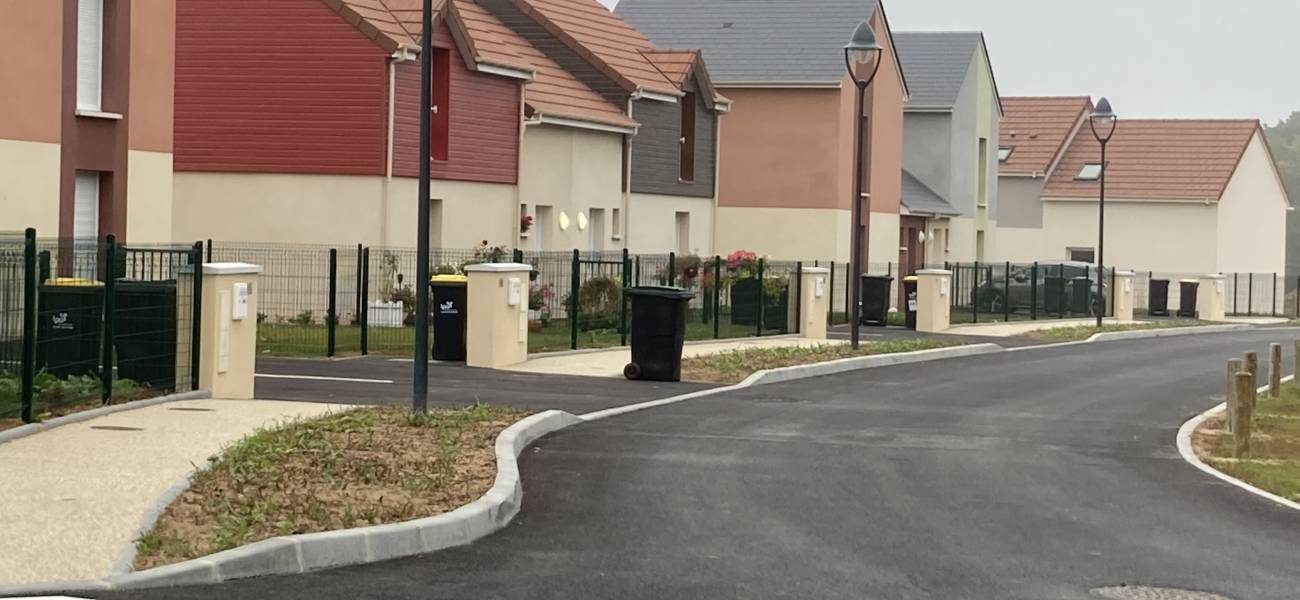 EPAIGNES - Parking extérieur